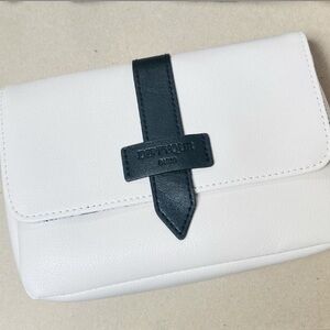 New Diptyque By Quatar Airways Cosmetic Pouch